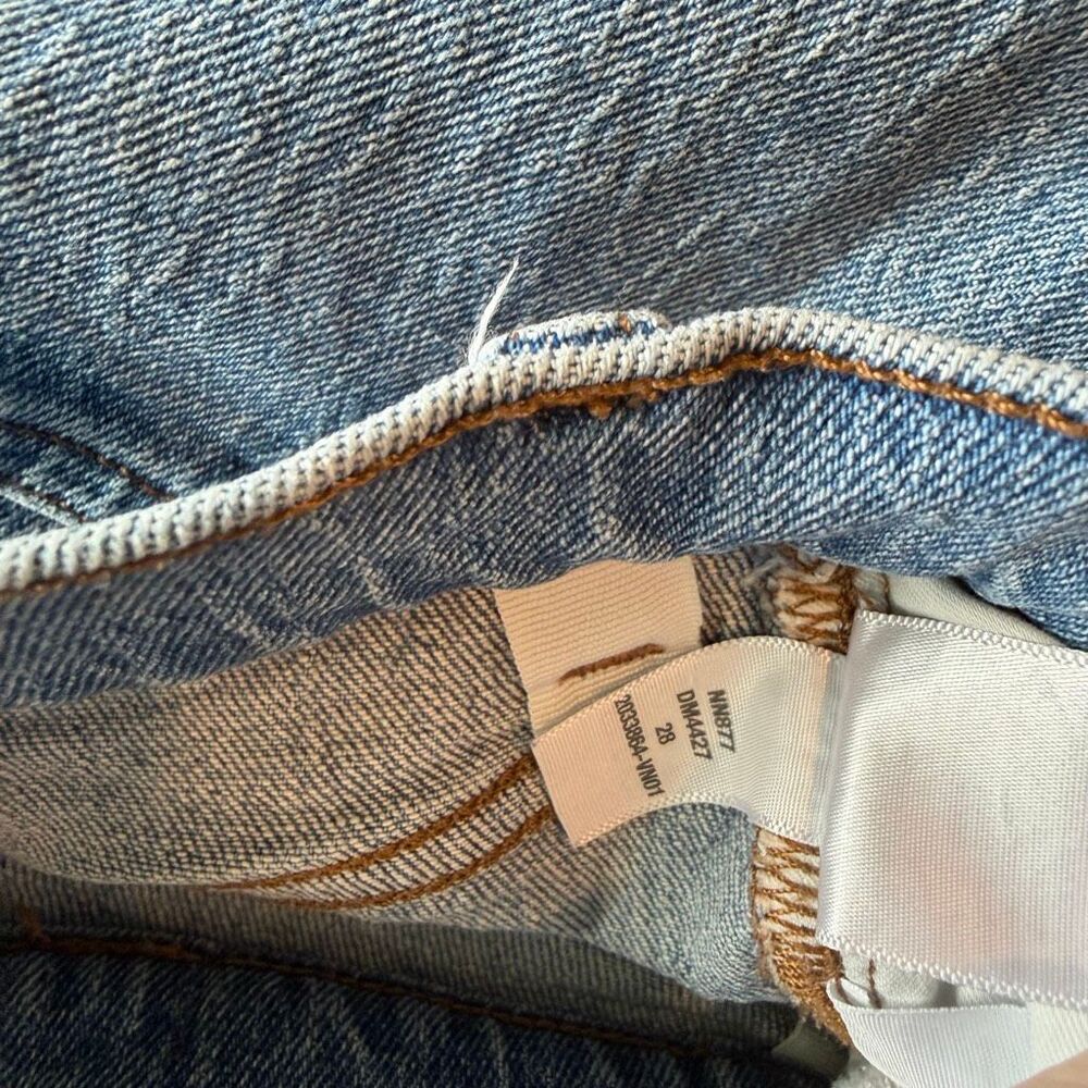 Madewell Straight-Leg Jeans in Medium Blue Wash - Picture 7 of 7